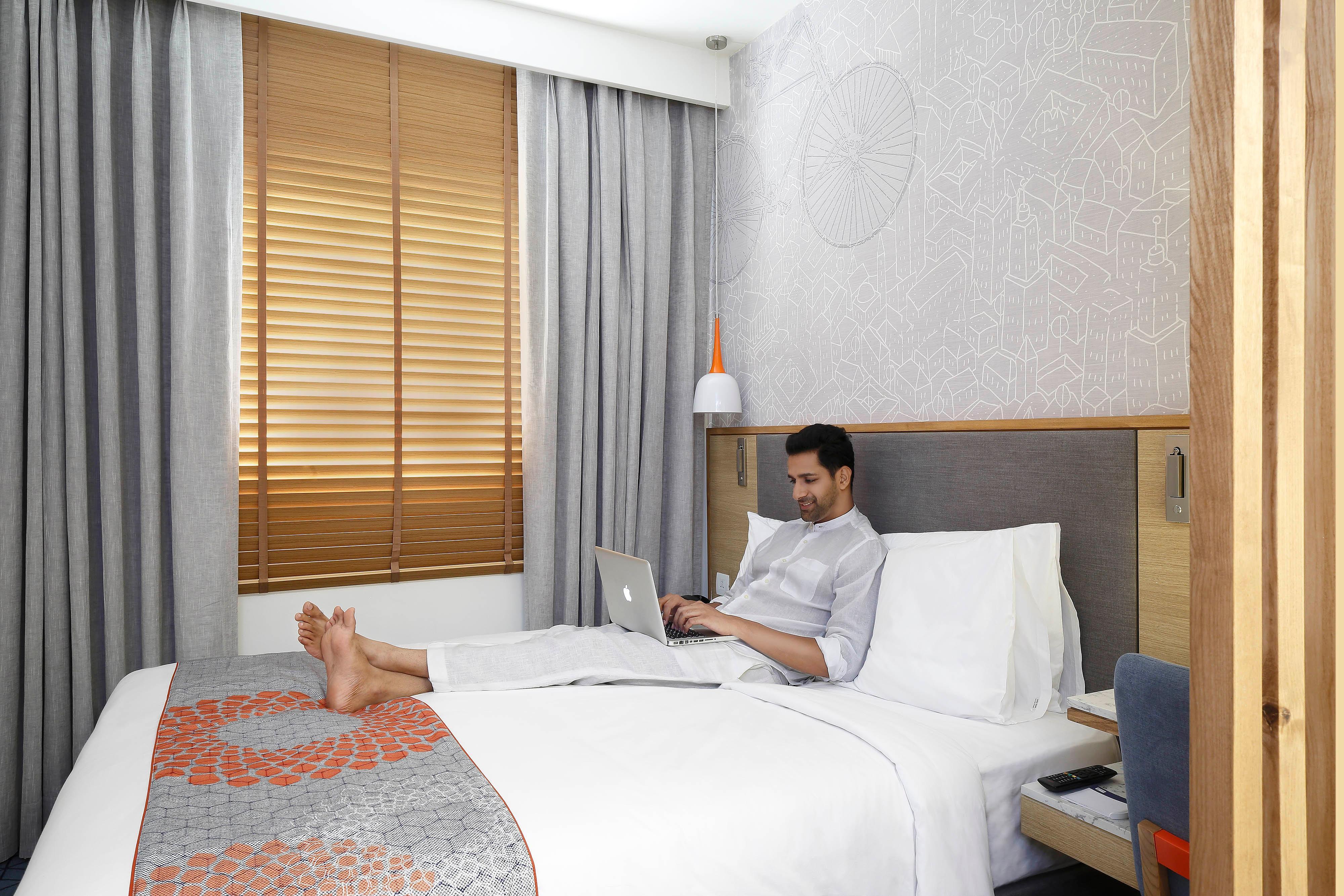 Holiday Inn Express Gurugram Sector 50 By Ihg Gurgaon Buitenkant foto