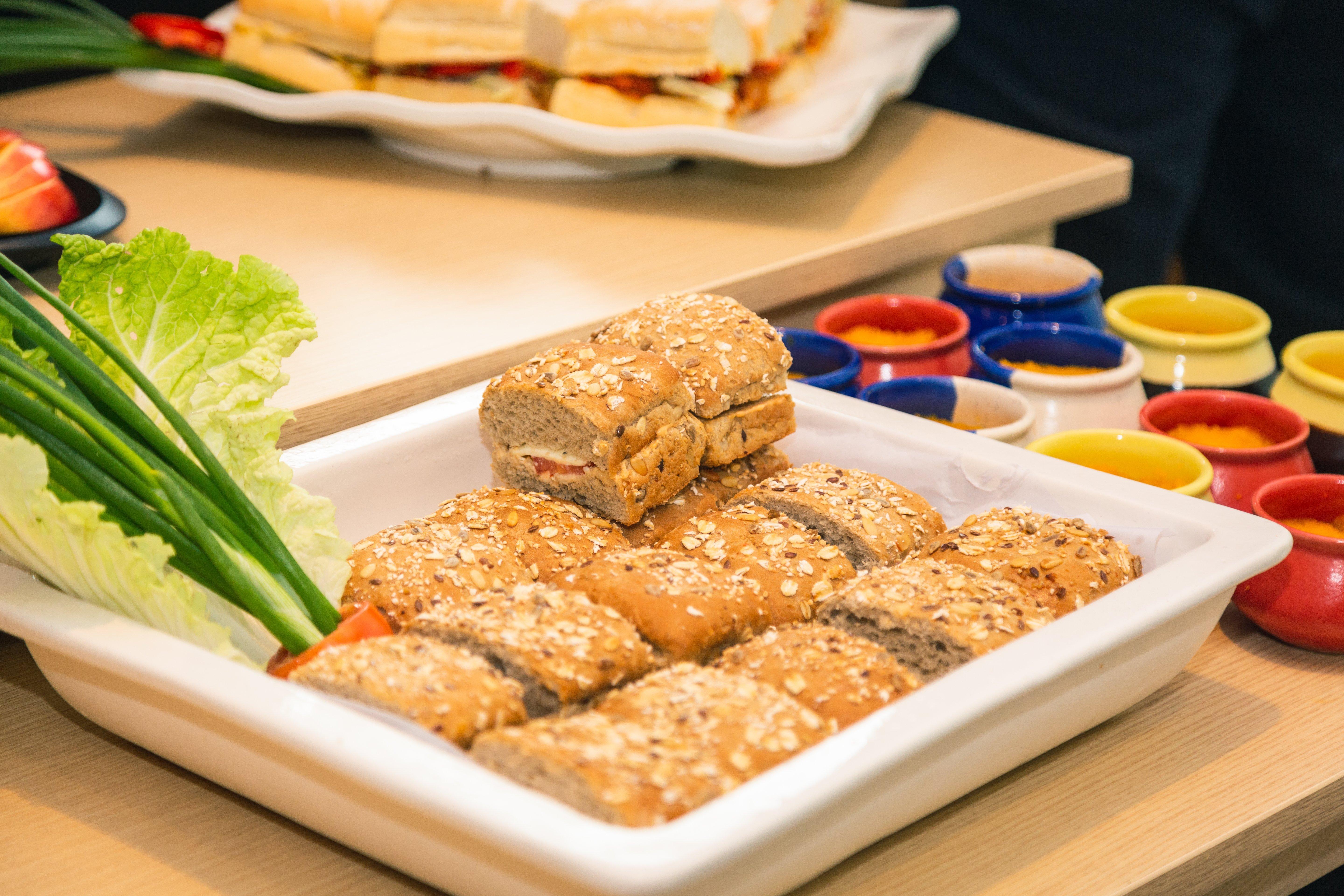 Holiday Inn Express Gurugram Sector 50 By Ihg Gurgaon Buitenkant foto