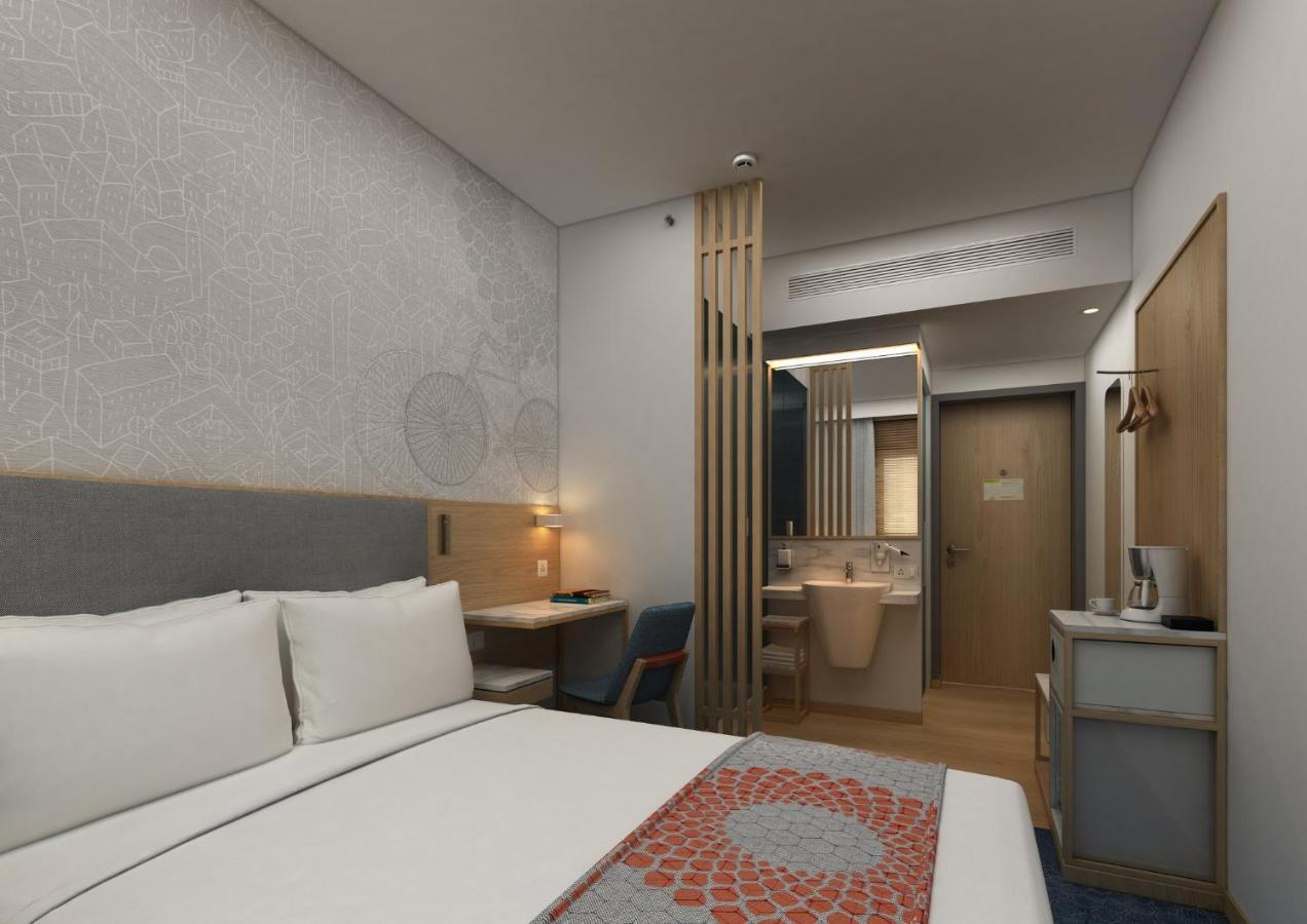 Holiday Inn Express Gurugram Sector 50 By Ihg Gurgaon Buitenkant foto