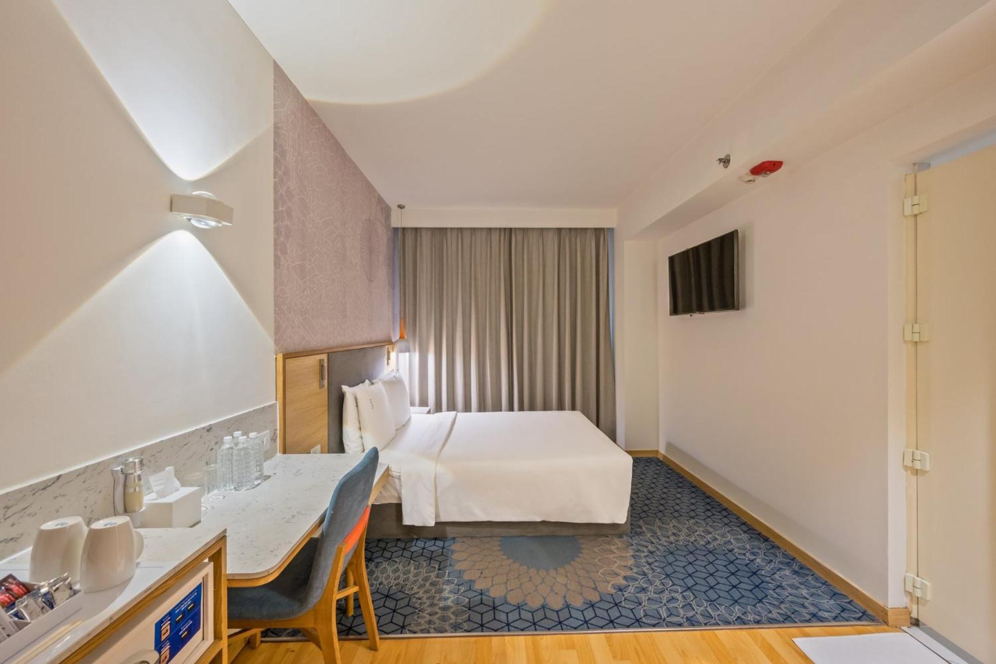 Holiday Inn Express Gurugram Sector 50 By Ihg Gurgaon Buitenkant foto