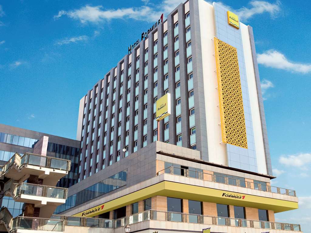 Holiday Inn Express Gurugram Sector 50 By Ihg Gurgaon Buitenkant foto